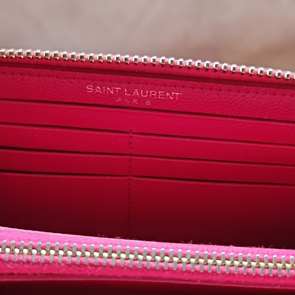 Saint Laurent Pink Quilted Leather Zip Wallet with Gold YSL Logo - Picture 3 of 6